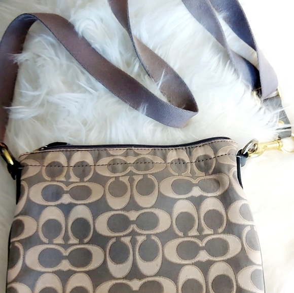 Coach crossbody - Picture 3 of 6